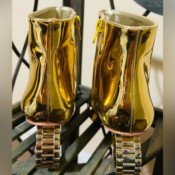 Katie Perry Linkys Golden Booties sz 5 1/2 - Picture 3 of 8